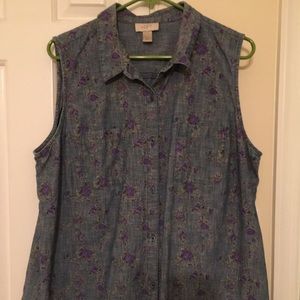 Sleeveless chambray button down top